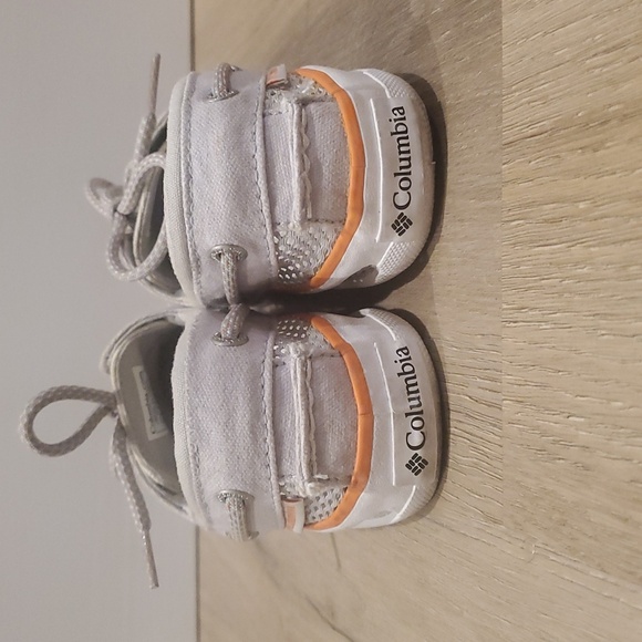 Columbia Women's Canvas Boat Shoes. Size 6. Pre-owned. - Picture 4 of 8